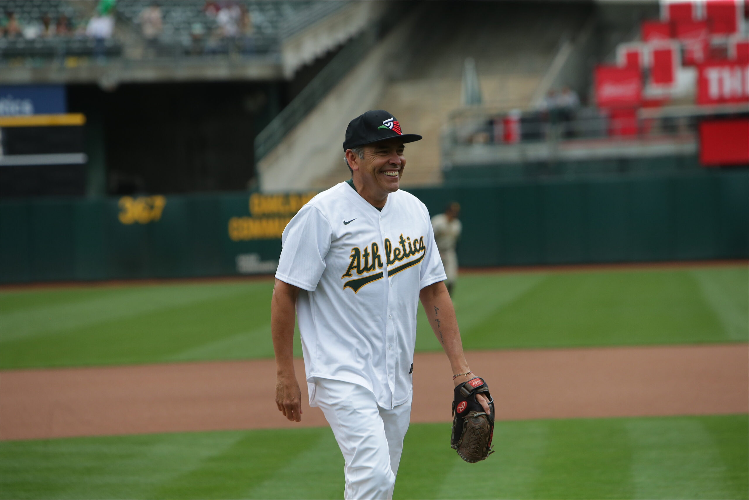 An Unforgettable Hispanic Heritage Day at the Oakland Coliseum!